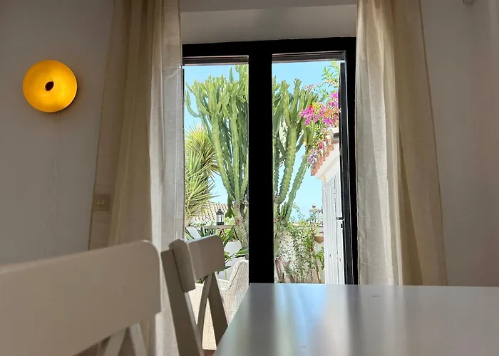 House In Surrounded By Golf Courses 马尔韦利亚